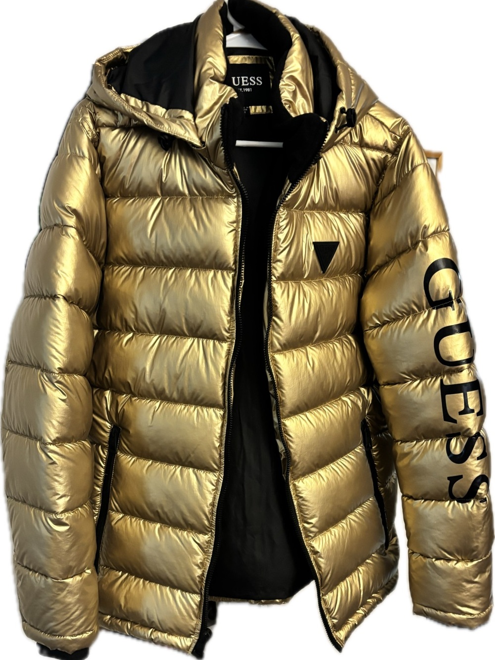 GUESS Men's Metallic Gold Puffer Jacket with Hood and Logo Sleeve